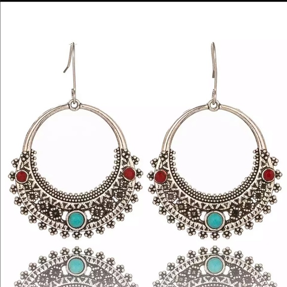 New Ethnic Boho Earrings - Picture 2 of 3